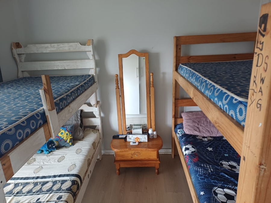 6 Bedroom Property for Sale in Kaysers Beach Eastern Cape